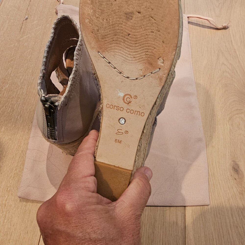 Barely Worn Corso Como Platform Heel - image 3